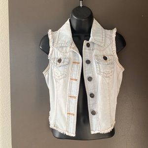 Highway Jeans size small light colored denim button up vest